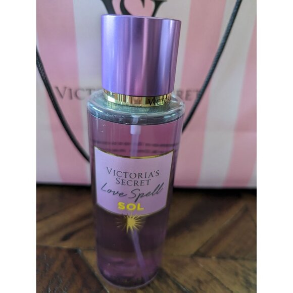 VICTORIA'S SECRET LIMITED EDITION LOVE SPELL SOL NEW‎ 8.4 oz FREE SHIP - Picture 2 of 4